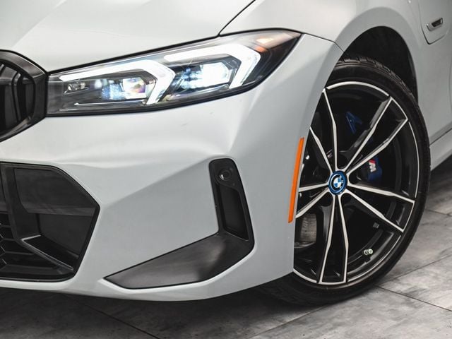 2023 BMW 3 Series 330e xDrive - 22951589 - 39