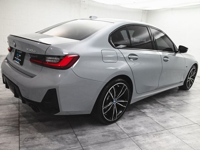 2023 BMW 3 Series 330e xDrive - 22951589 - 5