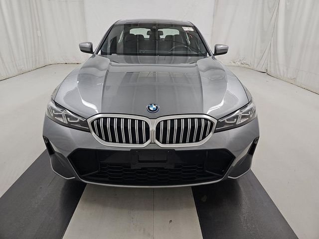 2023 BMW 3 Series 330e xDrive Plug-In Hybrid - 22975461 - 2