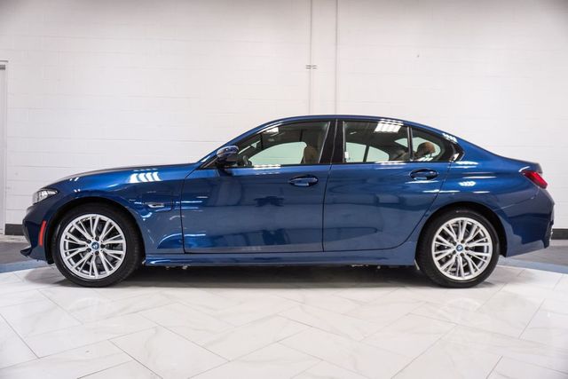 2023 BMW 3 Series 330e xDrive Plug-In Hybrid - 23062154 - 31