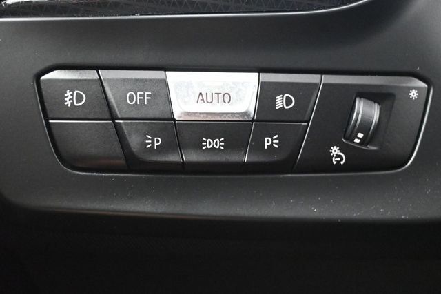 2023 BMW 3 Series 330e xDrive Plug-In Hybrid - 23063128 - 22