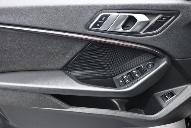 2023 BMW 3 Series 330e xDrive Plug-In Hybrid - 23063128 - 7