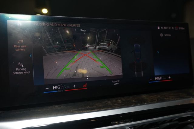 2023 BMW 3 Series 330e xDrive Plug-In Hybrid - 22980228 - 40