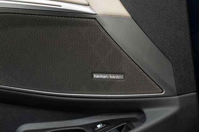 2023 BMW 3 Series 330e xDrive Plug-In Hybrid - 22982607 - 14