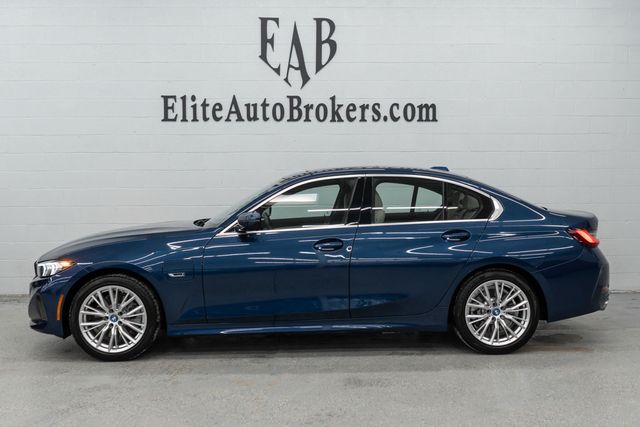2023 BMW 3 Series 330e xDrive Plug-In Hybrid - 22982607 - 1