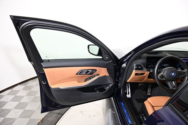 2023 BMW 3 Series 330e xDrive Plug-In Hybrid - 22993430 - 20