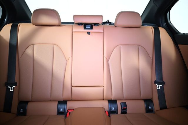 2023 BMW 3 Series 330e xDrive Plug-In Hybrid - 22993430 - 24