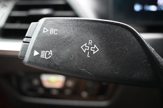 2023 BMW 3 Series 330i - 23053864 - 19