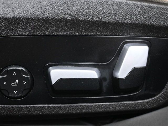 2023 BMW 3 Series 330i - 22925655 - 7