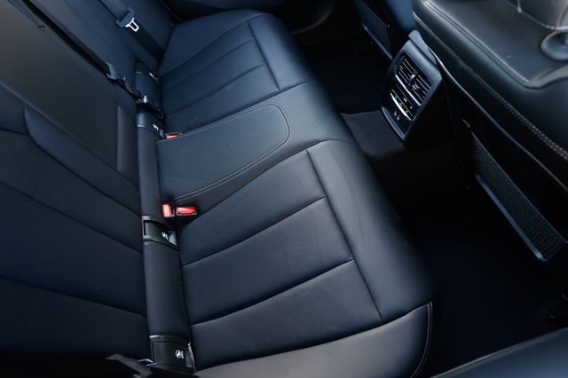 2023 BMW 3 Series 330i - 22950026 - 11