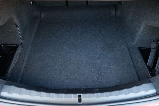 2023 BMW 3 Series 330i - 22950026 - 24