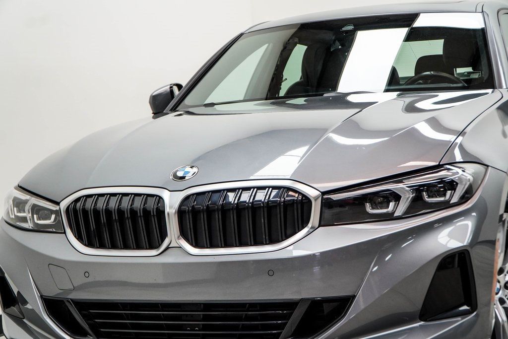 2023 Bmw 330i photo 2