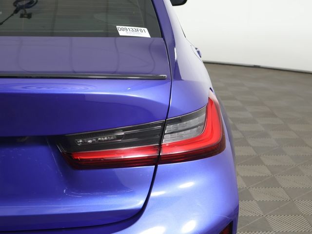 2023 BMW 3 Series 330i xDrive - 22975432 - 17