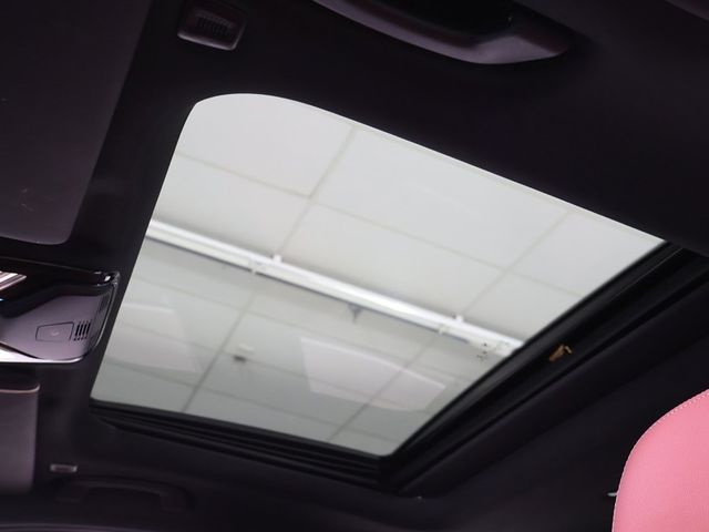 2023 BMW 3 Series 330i xDrive - 22975432 - 21