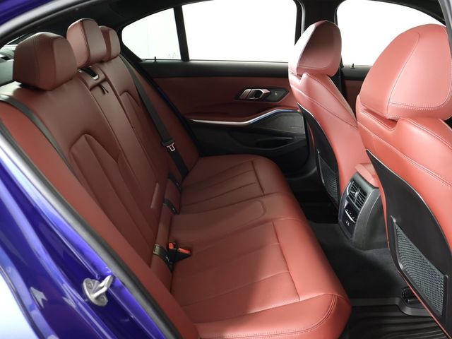 2023 BMW 3 Series 330i xDrive - 22975432 - 37