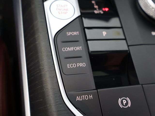 2023 BMW 3 Series 330i xDrive - 22975432 - 54