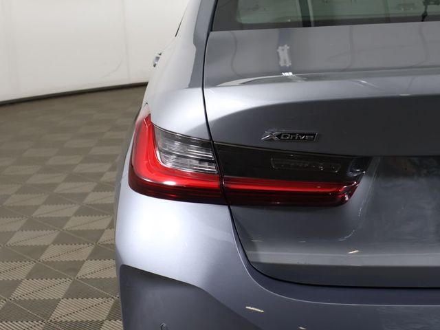 2023 BMW 3 Series 330i xDrive - 23011992 - 16