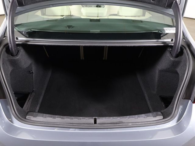 2023 BMW 3 Series 330i xDrive - 23011992 - 20