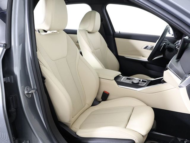 2023 BMW 3 Series 330i xDrive - 23011992 - 31