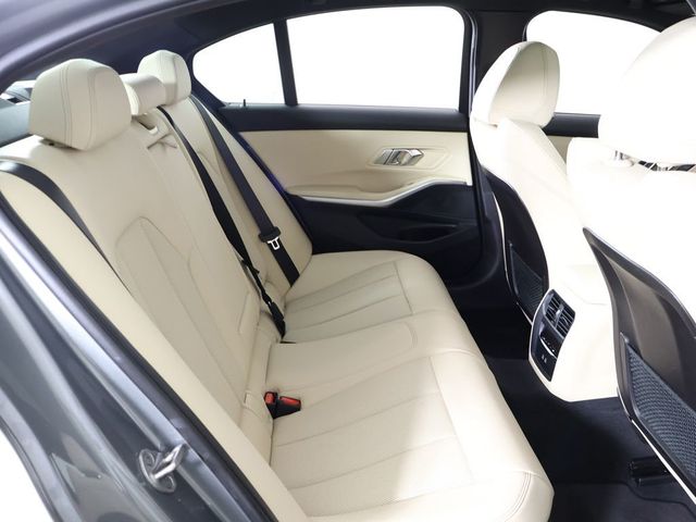 2023 BMW 3 Series 330i xDrive - 23011992 - 37