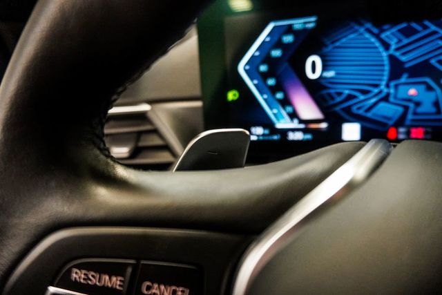 2023 BMW 3 Series 330i xDrive - 22988789 - 18