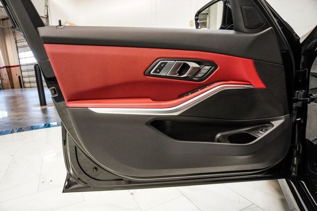 2023 BMW 3 Series 330i xDrive - 22988789 - 22