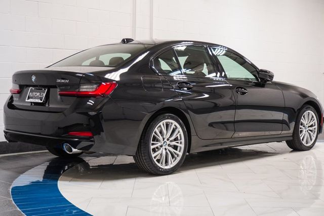 2023 BMW 3 Series 330i xDrive - 22988789 - 33