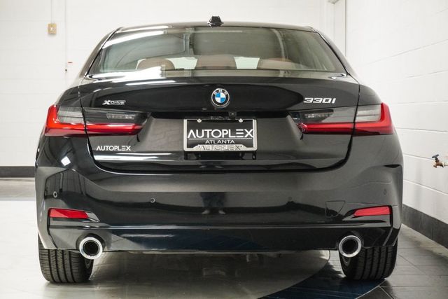 2023 BMW 3 Series 330i xDrive - 22988789 - 40