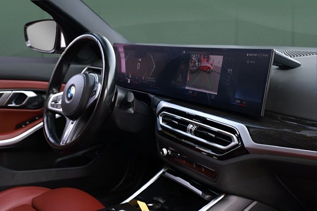 2023 BMW 3 Series 330i xDrive - 23078957 - 14