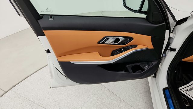 2023 BMW 3 Series 330i xDrive Sedan with Driving Assistance Package & 19'' Wheels - 22942094 - 10