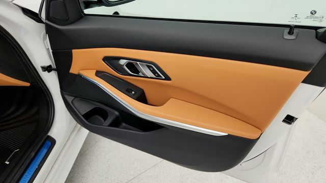 2023 BMW 3 Series 330i xDrive Sedan with Driving Assistance Package & 19'' Wheels - 22942094 - 25