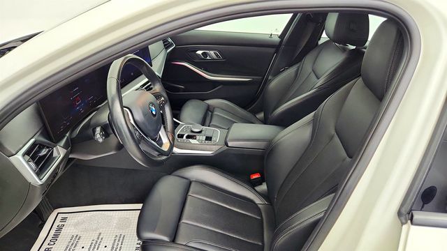 2023 BMW 3 Series 330i xDrive Sedan w/ Premium & Driving Assistance Pkg - 23057818 - 19