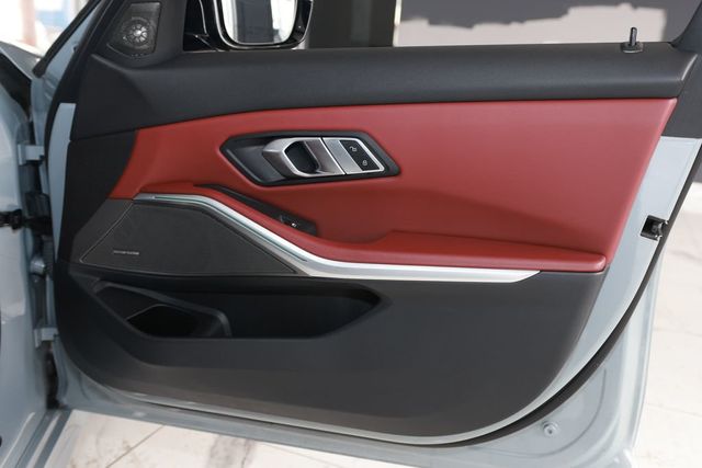 2023 BMW 3 Series M340i xDrive - 22986104 - 19