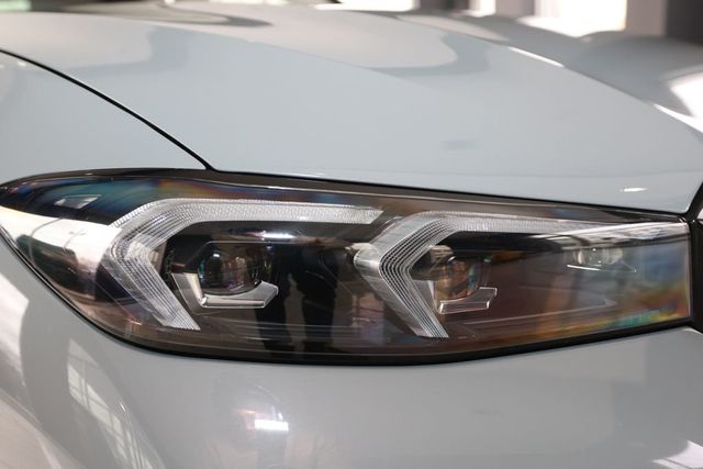 2023 BMW 3 Series M340i xDrive - 22986104 - 32