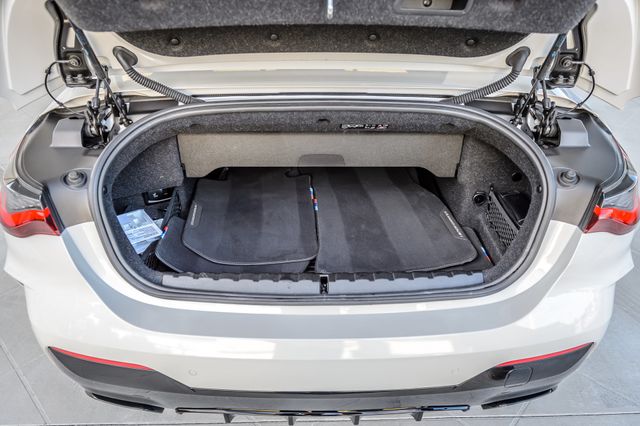 2023 BMW 4 Series M440i CONVERTIBLE - WHITE ON RED - NAV CARPLAY M SPORT GORGEOUS - 22984376 - 17