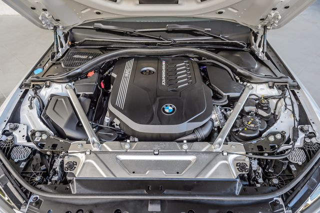 2023 BMW 4 Series M440i CONVERTIBLE - WHITE ON RED - NAV CARPLAY M SPORT GORGEOUS - 22984376 - 22