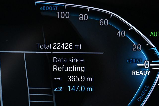 2023 BMW 5 Series 530e iPerformance - 22944433 - 11