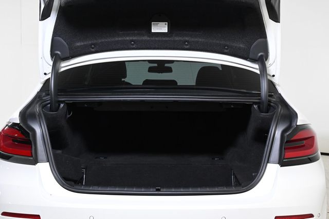 2023 BMW 5 Series 530e iPerformance - 22944433 - 21