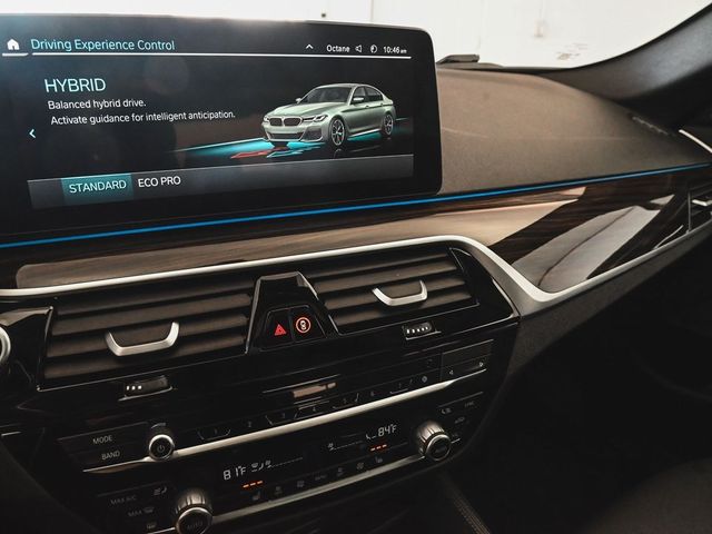 2023 BMW 5 Series 530e iPerformance - 22972464 - 19