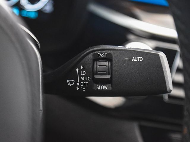 2023 BMW 5 Series 530e iPerformance - 22972464 - 29