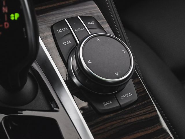 2023 BMW 5 Series 530e iPerformance - 22972464 - 31