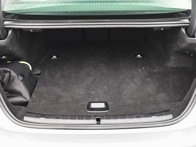 2023 BMW 5 Series 530e iPerformance - 22972464 - 41