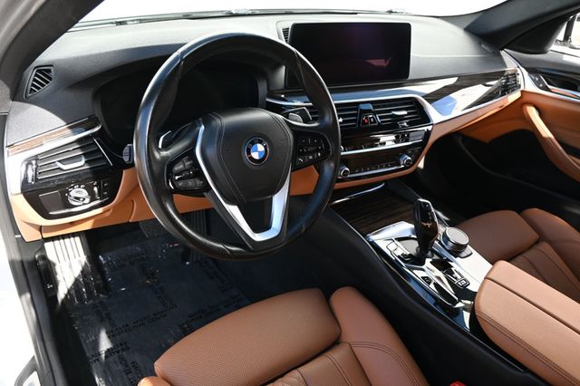 2023 BMW 5 Series 530e Plug-In Hybrid - 23099069 - 8