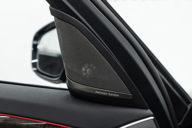 2023 BMW 5 Series 530e xDrive Plug-In Hybrid - 22967991 - 15