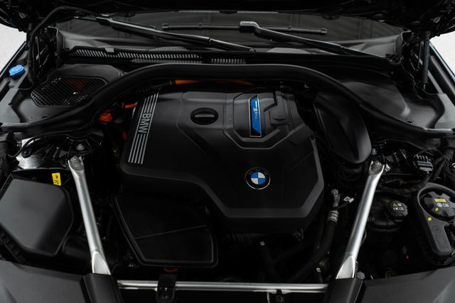 2023 BMW 5 Series 530e xDrive Plug-In Hybrid - 22967991 - 46
