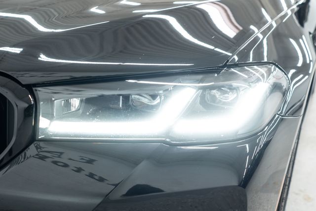 2023 BMW 5 Series 530e xDrive Plug-In Hybrid - 22967991 - 49