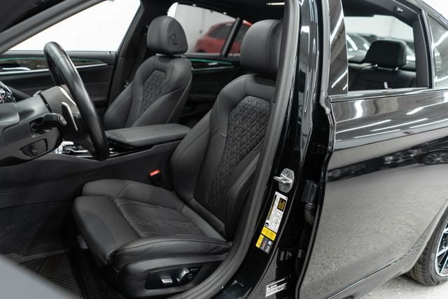 2023 BMW 5 Series 530e xDrive Plug-In Hybrid - 22967991 - 7