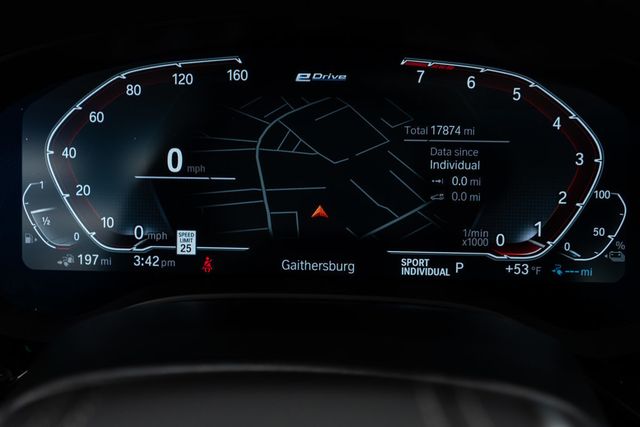 2023 BMW 5 Series 530e xDrive Plug-In Hybrid - 22972880 - 16