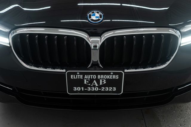 2023 BMW 5 Series 530e xDrive Plug-In Hybrid - 22972880 - 47