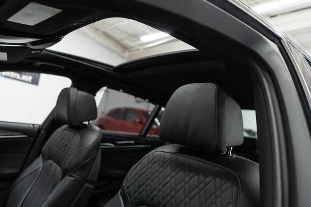 2023 BMW 5 Series 530e xDrive Plug-In Hybrid - 22976218 - 10